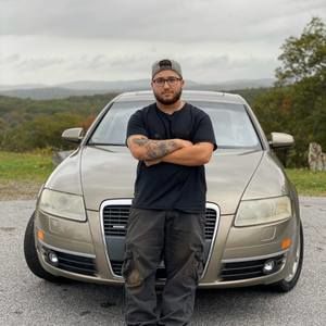 Meet your Posher, Max